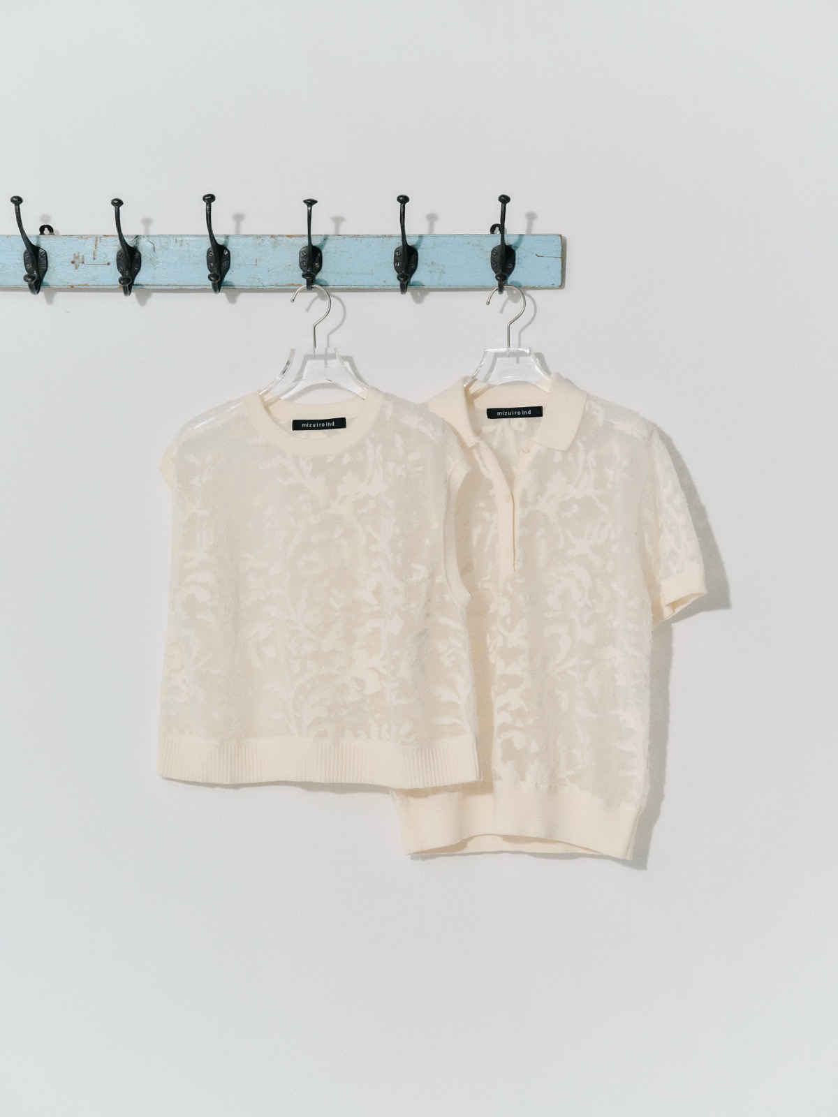 mesh embroidery polo pullover &<br>short vest