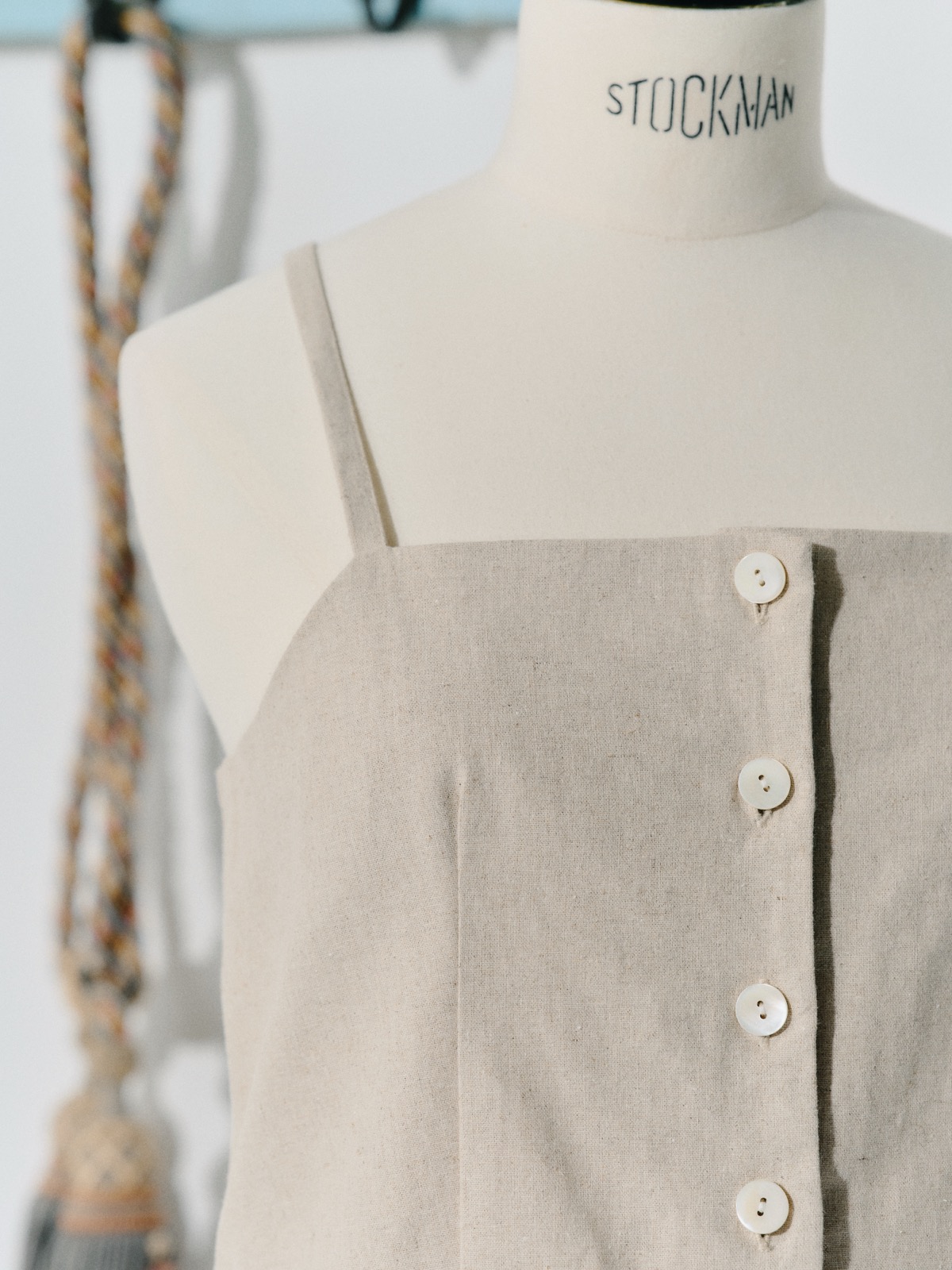 linen blend bustier like vest &<br>wide pants