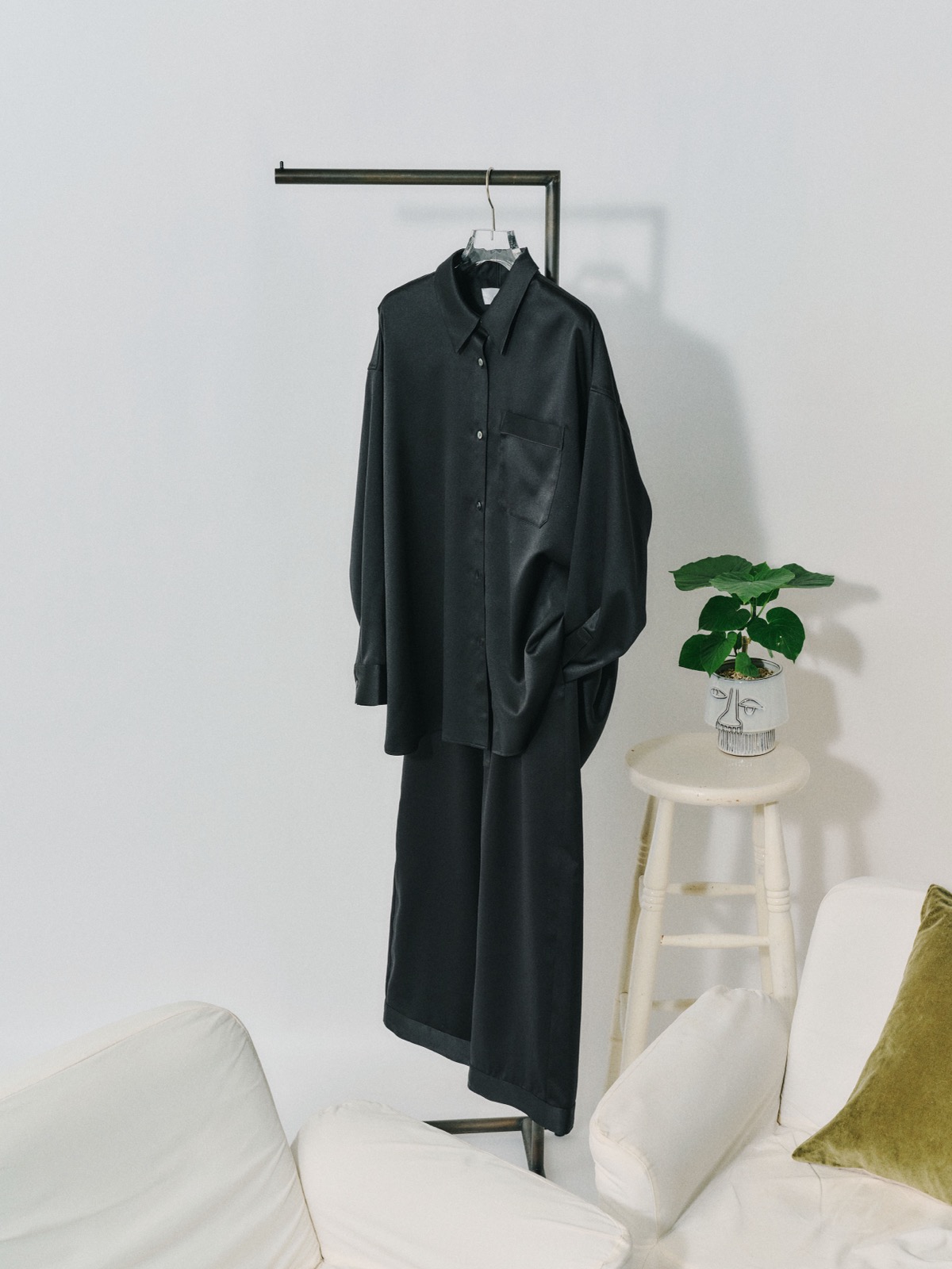 pajama back cocoon shirt &<br>drawstring hem pajama pants