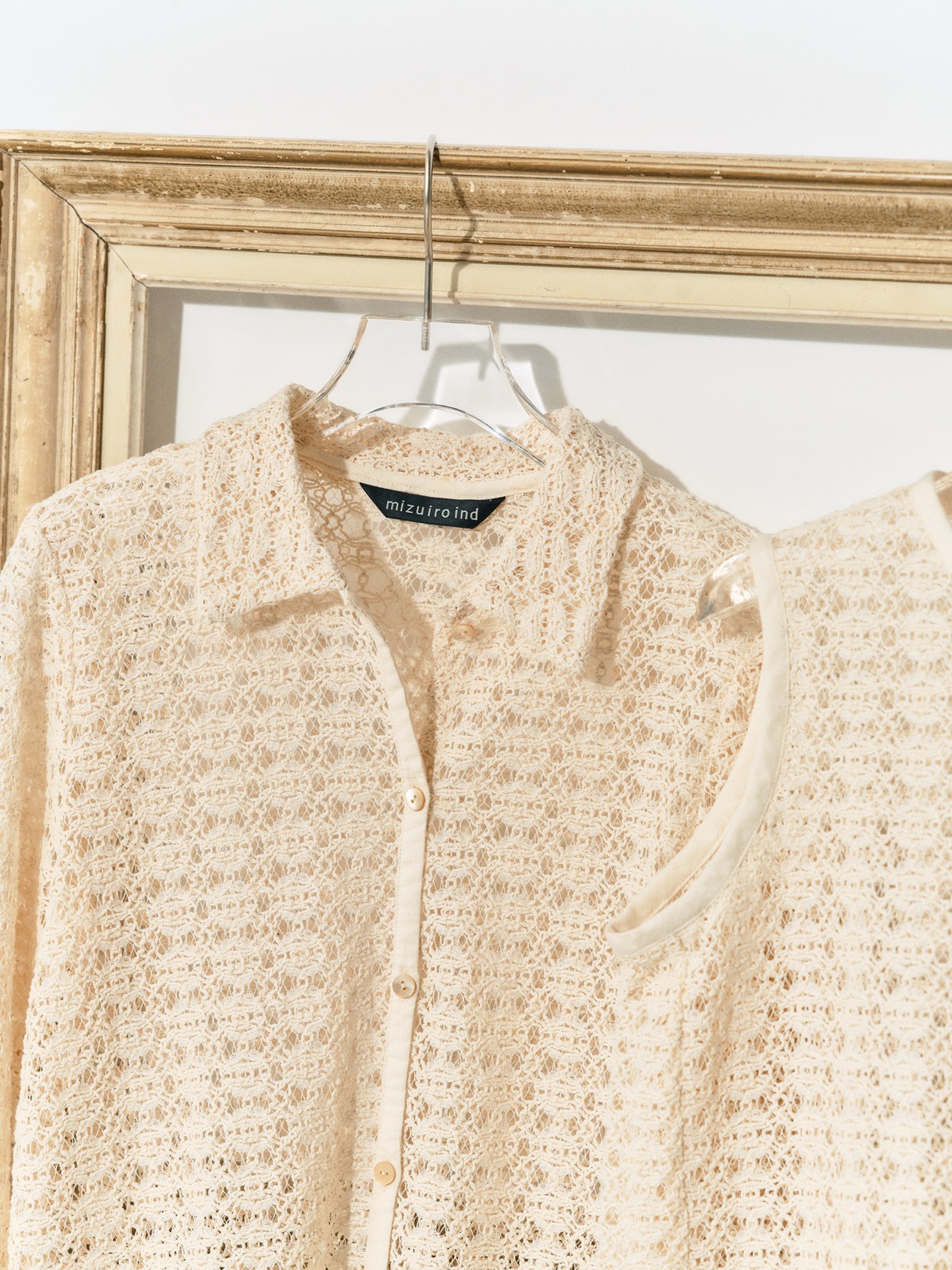 lace crew neck vest &<br>lace shirt