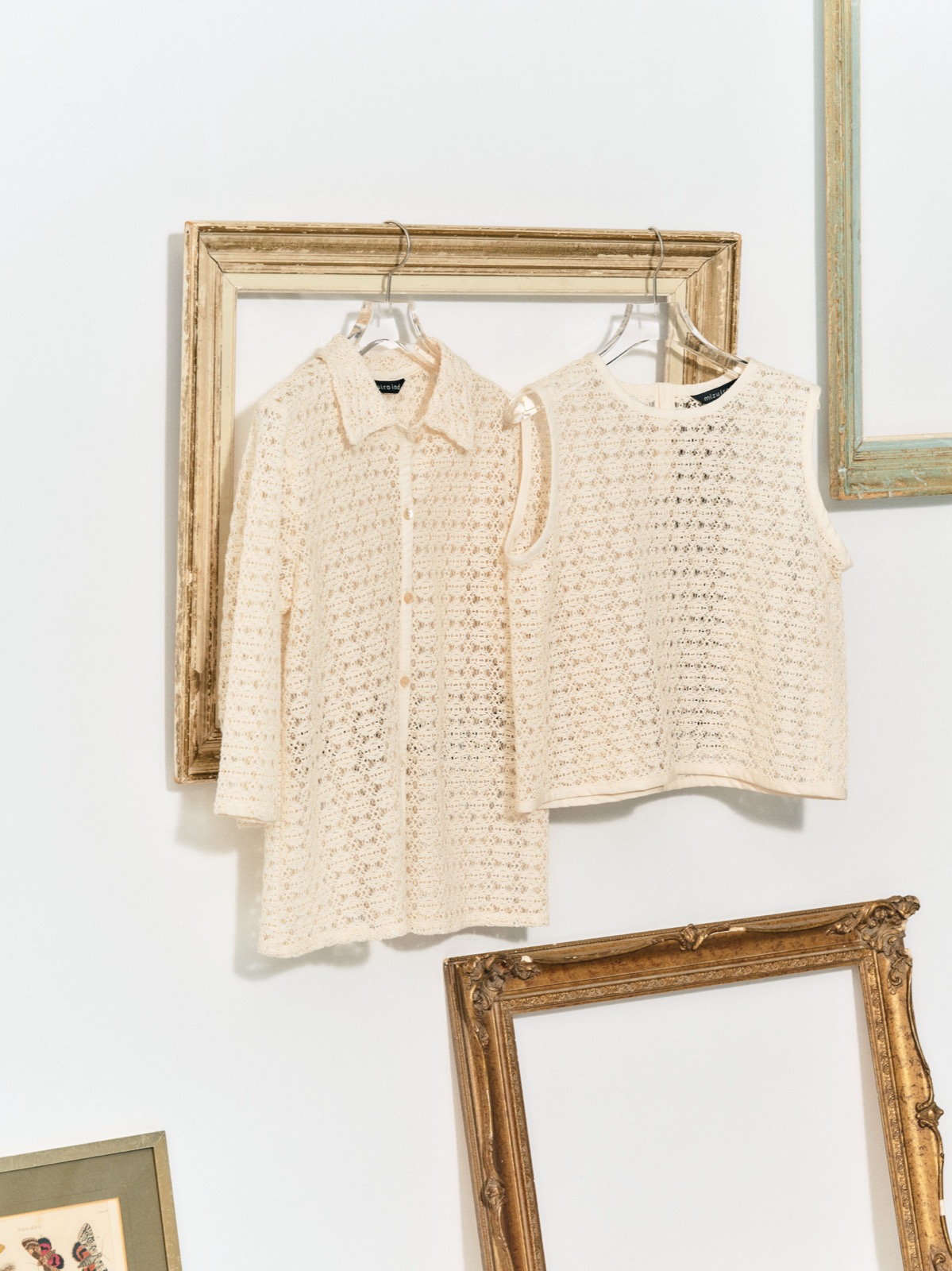 lace crew neck vest &<br>lace shirt