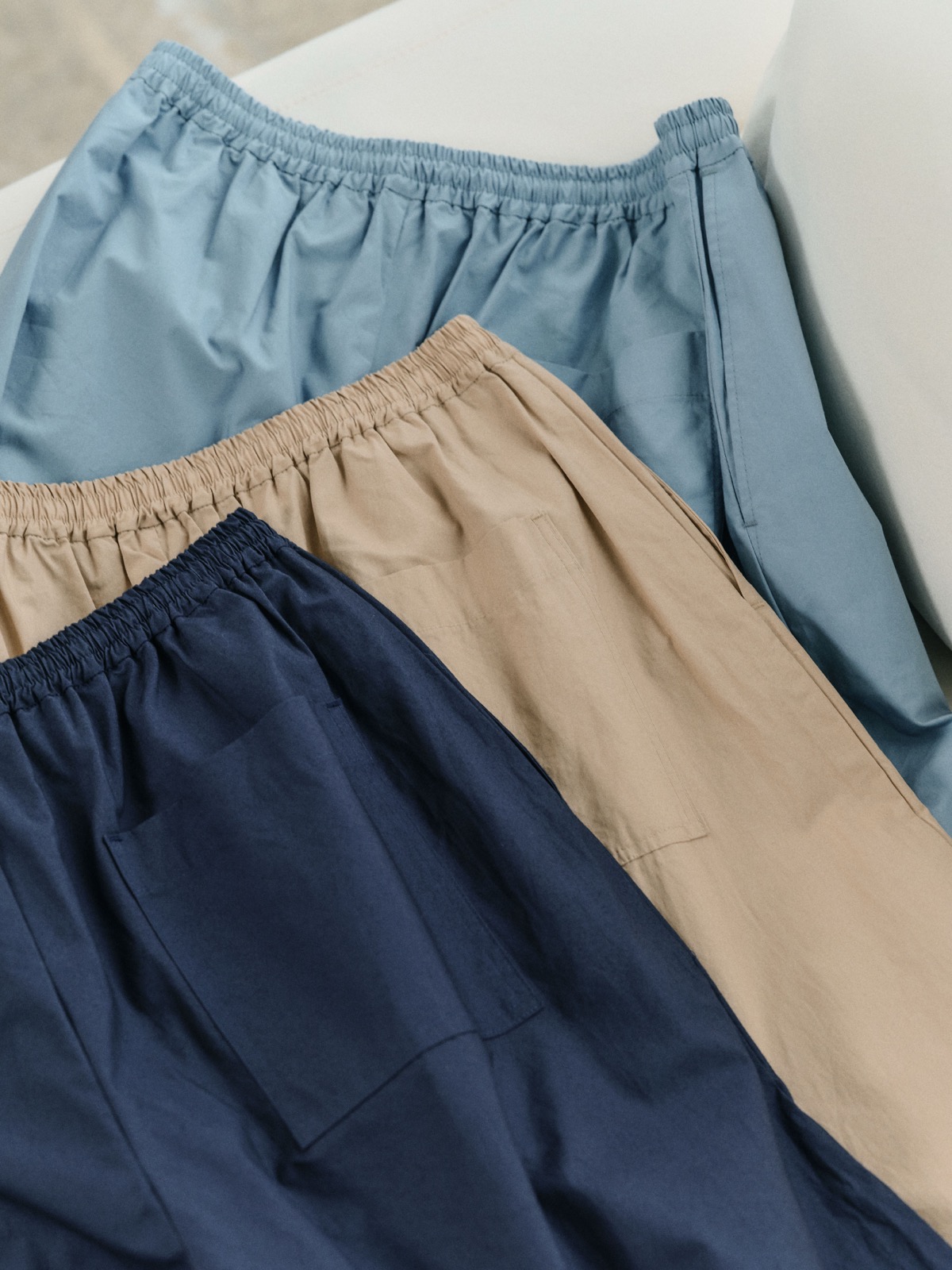 wide straight easy pants